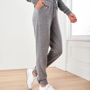 Cashmere sweatpants